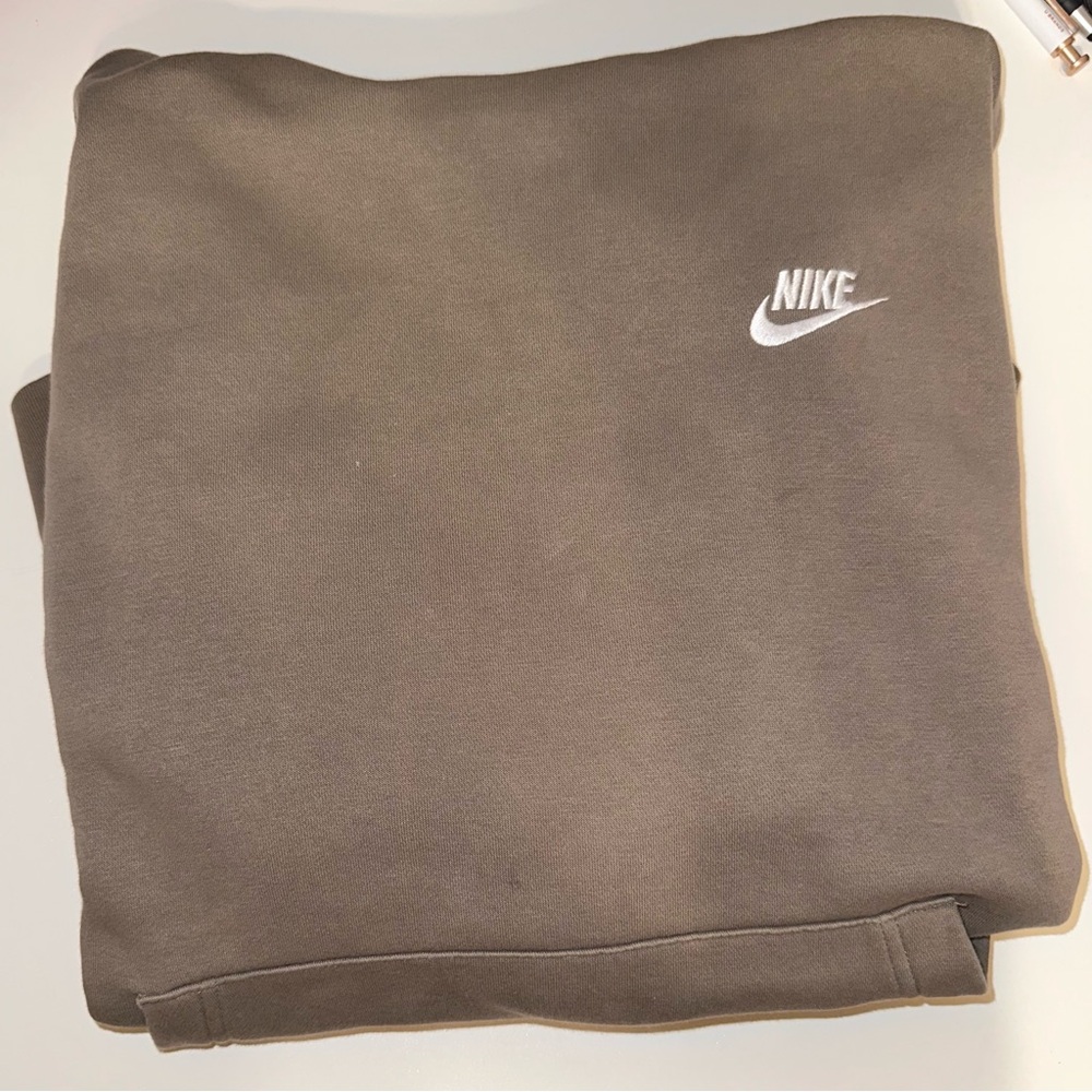 Nike Gray Sweatshirt